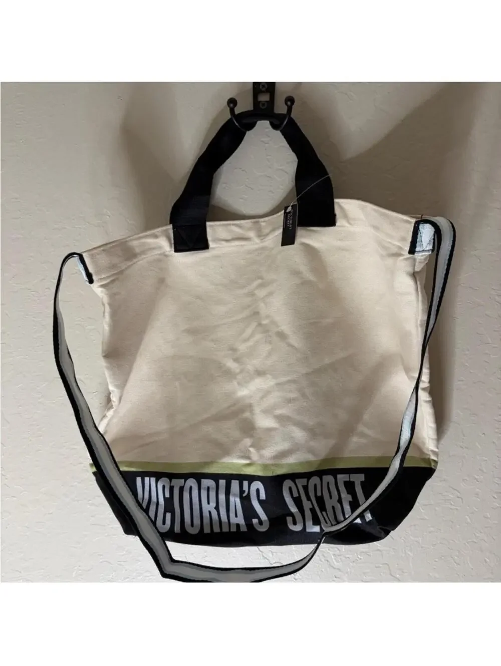 Victoria's Secret crossbody Tote - Picture 2 of 5